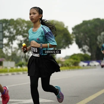 Runner Photo 8921186