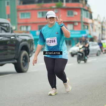 Runner Photo 8921192