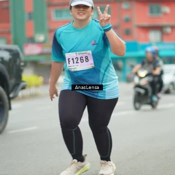 Runner Photo 8921200