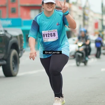 Runner Photo 8921220