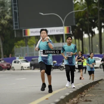 Runner Photo 8921263