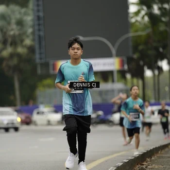 Runner Photo 8921328