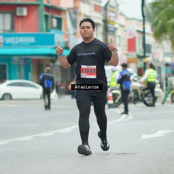 Runner Photo 8921331