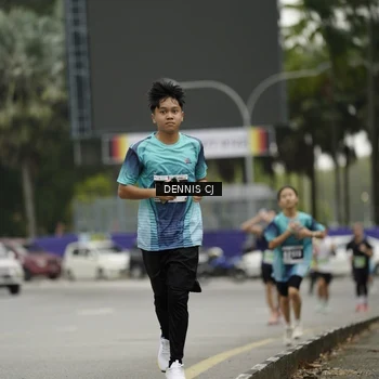 Runner Photo 8921344
