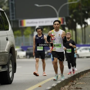 Runner Photo 8921405