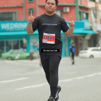 Runner Photo 8921443
