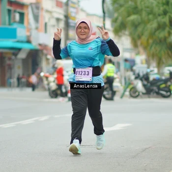 Runner Photo 8921451