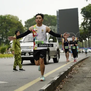 Runner Photo 8921481