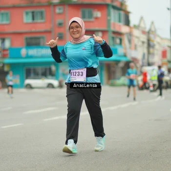 Runner Photo 8921556