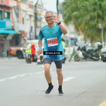 Runner Photo 8921562