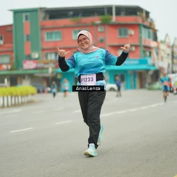 Runner Photo 8921568