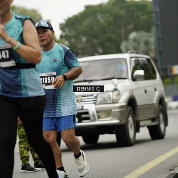 Runner Photo 8921576