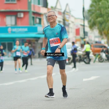 Runner Photo 8921582