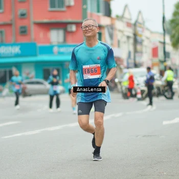 Runner Photo 8921599