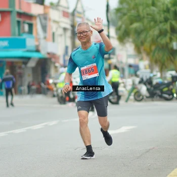 Runner Photo 8921606