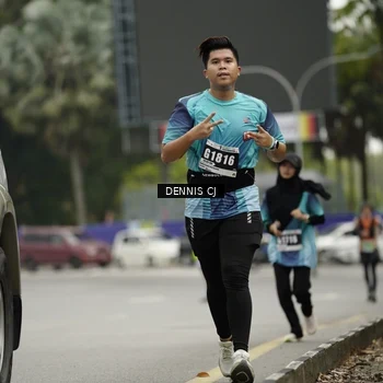 Runner Photo 8921615