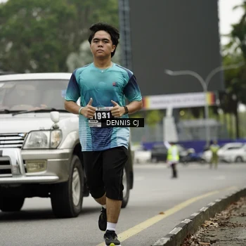 Runner Photo 8921641