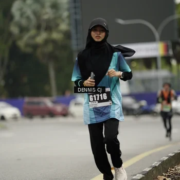Runner Photo 8921716