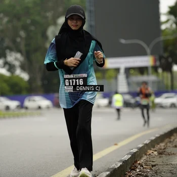 Runner Photo 8921744