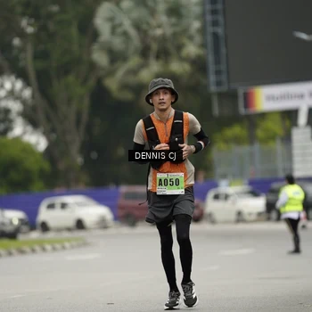 Runner Photo 8921754