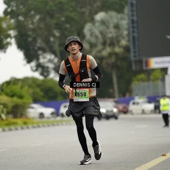 Runner Photo 8921791