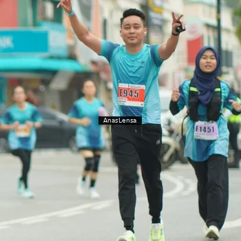 Runner Photo 8921883