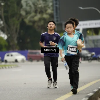 Runner Photo 8921894