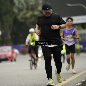 Runner Photo 8921952