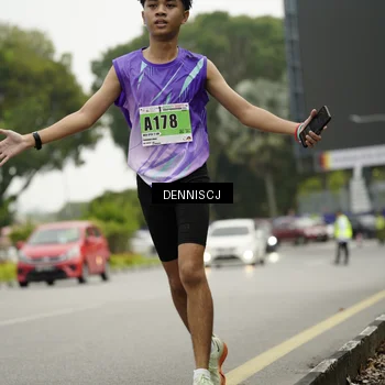 Runner Photo 8922031