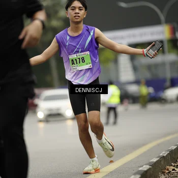 Runner Photo 8922043