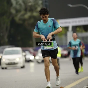 Runner Photo 8922137