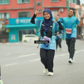 Runner Photo 8922172