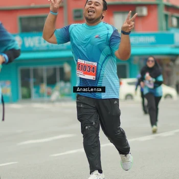 Runner Photo 8922256