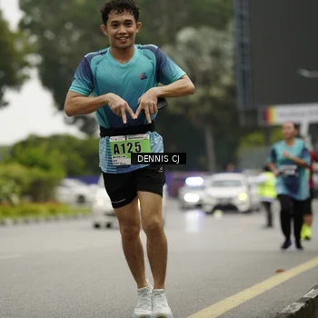 Runner Photo 8922282