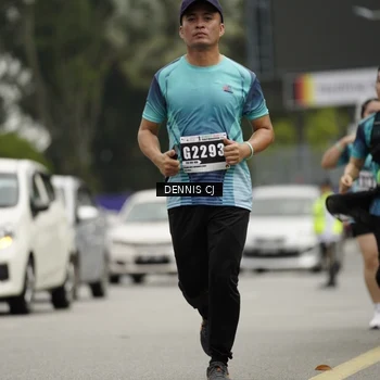 Runner Photo 8922307