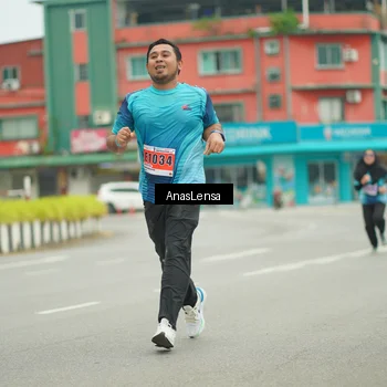 Runner Photo 8922568