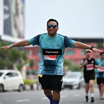 Runner Photo 8922590