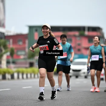 Runner Photo 8922645