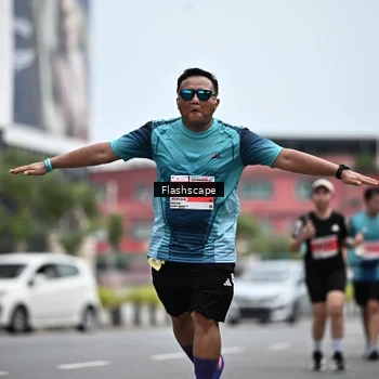 Runner Photo 8922685