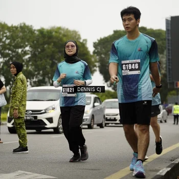Runner Photo 8922696