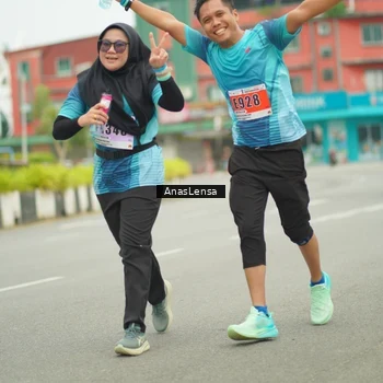 Runner Photo 8922815