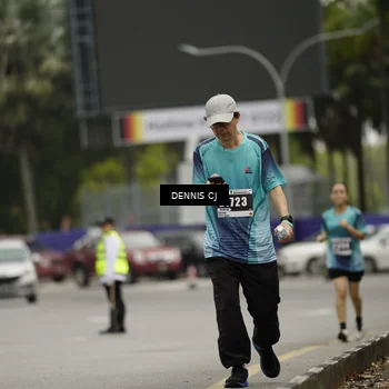 Runner Photo 8922973