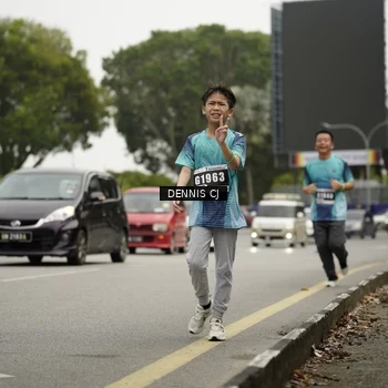 Runner Photo 8923305