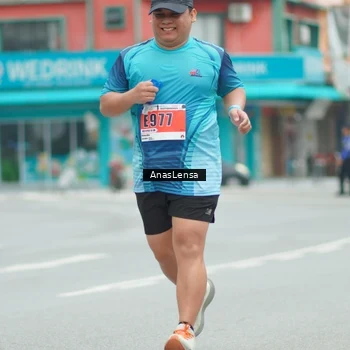 Runner Photo 8923338