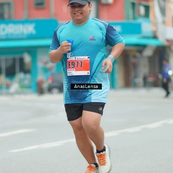 Runner Photo 8923356