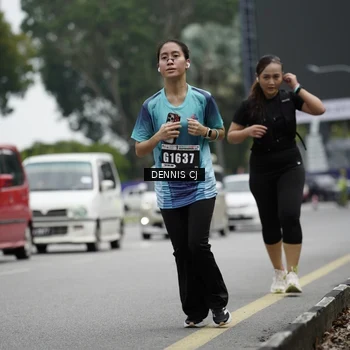Runner Photo 8923360
