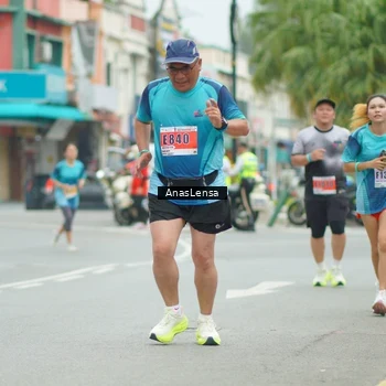 Runner Photo 8923363
