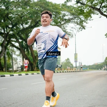Runner Photo 8923394