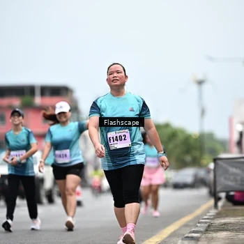 Runner Photo 8923400
