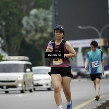 Runner Photo 8923436